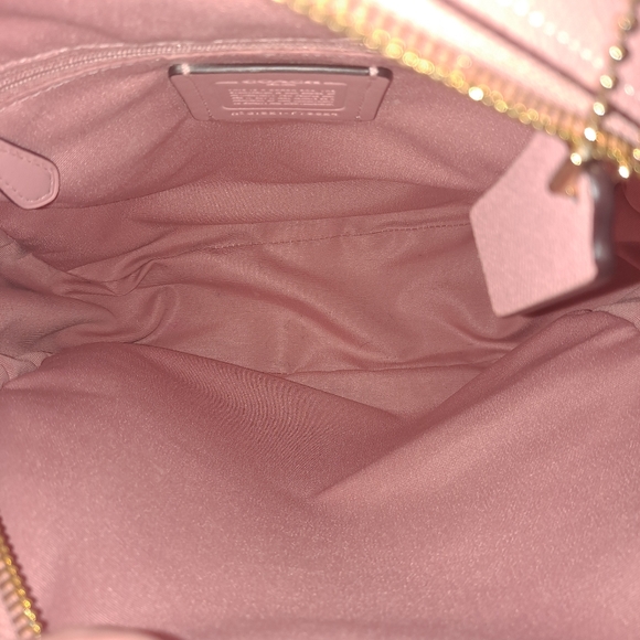 COACH Jordyn Pink Backpack Crossgrain Leather Goldtone Hardware EUC - Picture 6 of 10